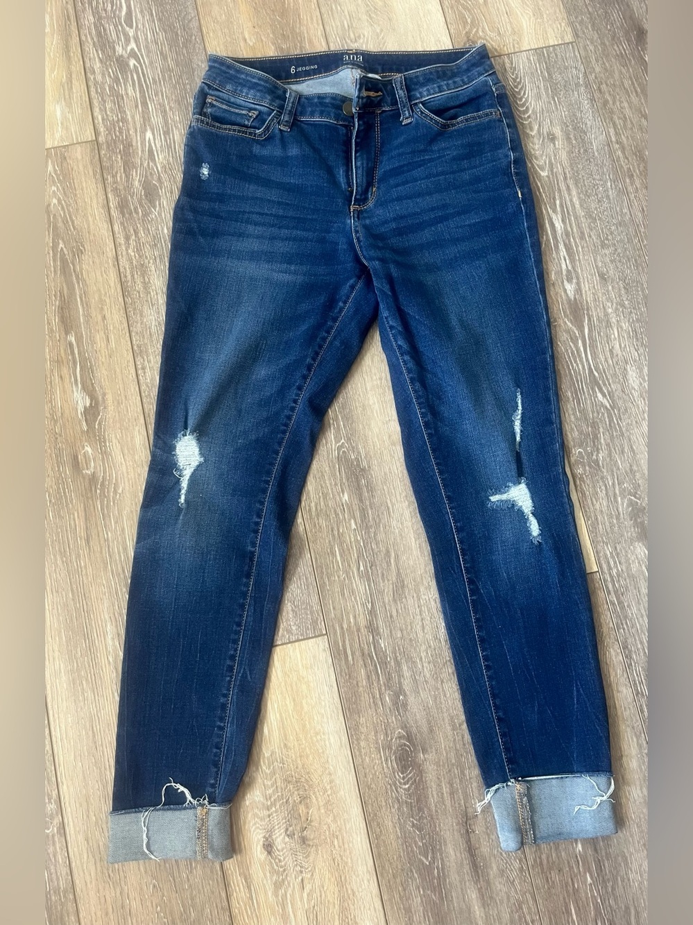 a.n.a Dark Blue Distressed Boyfriend Jegging Jeans size 6